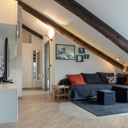 Cozy Attic In The City Center Torino Esterno foto